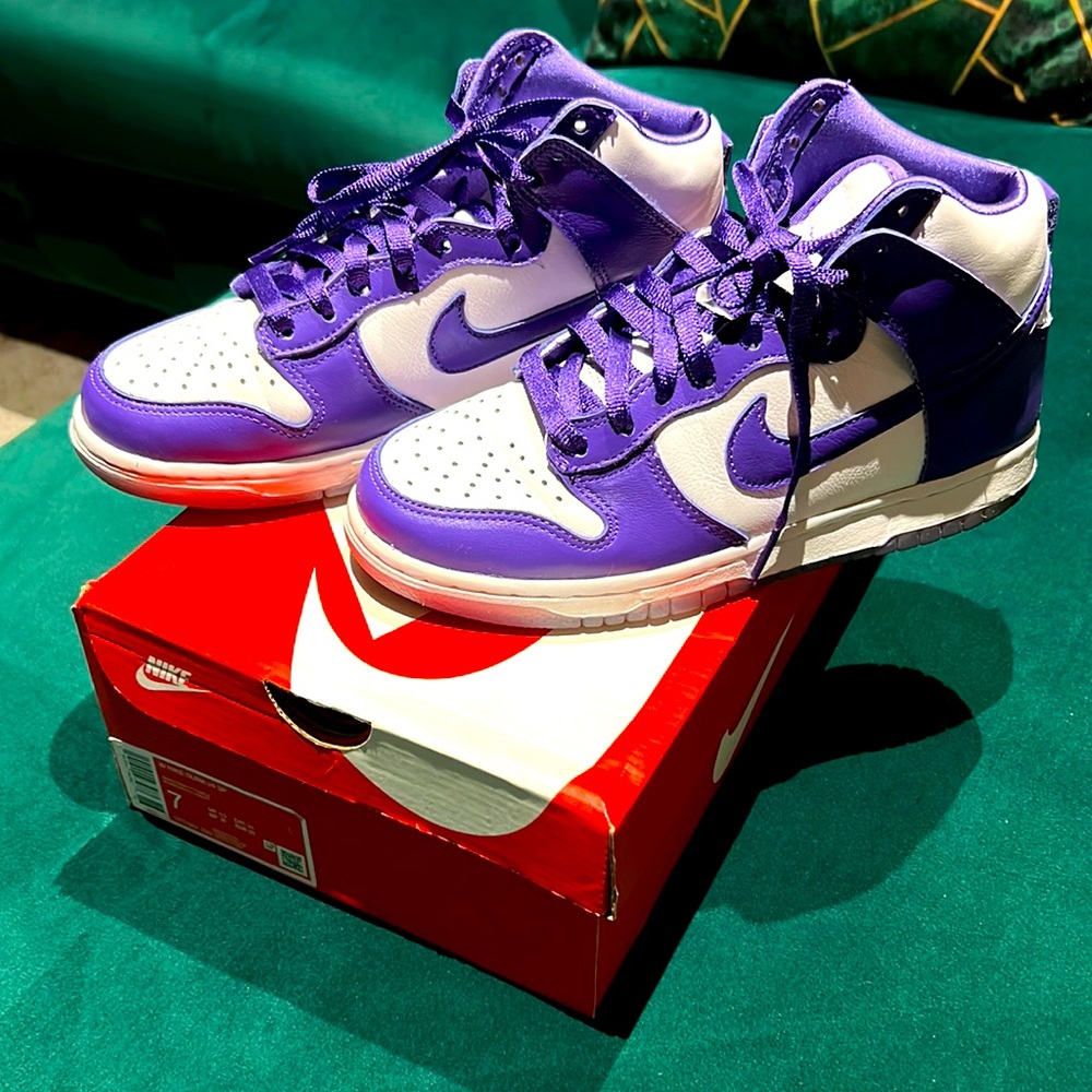 NIKE DUNK HI SP sneakers